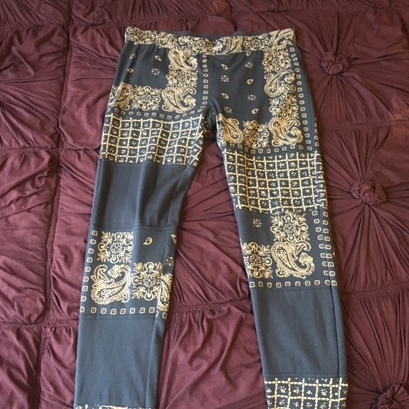 Free People Pants - Free People Hanker-Chief Print Legging in Navy Blue